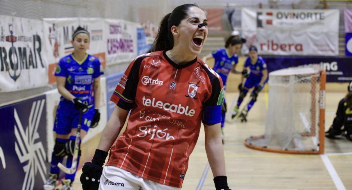 Nuria Almeida, durante el partido ante el Vila Sana. | JUAN PLAZA