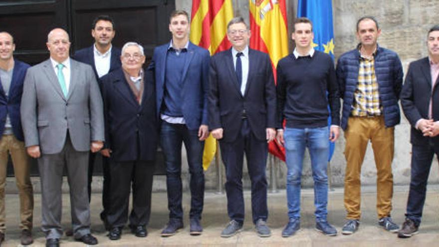 El President de la Generalitat, Ximo Puig, va rebre ahir als campions individuals Moltó i Puchol II.