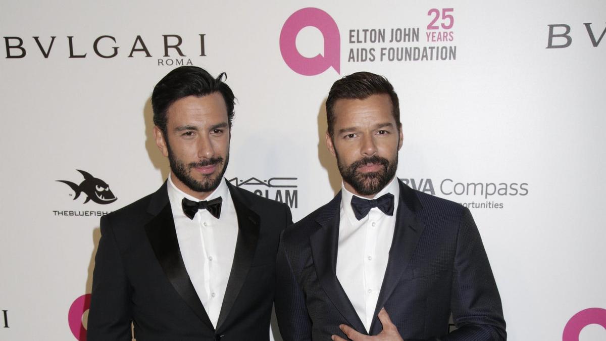 Ricky Martin y Jwan Joseph en la fiesta de Elton John en los Oscar 2018