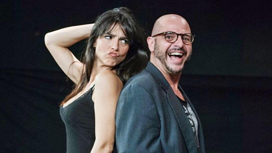 Cristina Brondo i Roger Pera interpreten «Orgasmos»