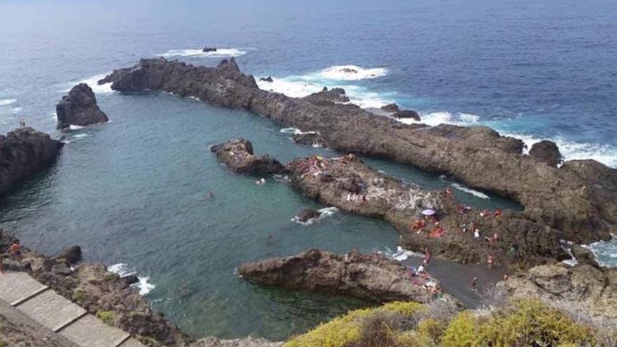 Rescatado un pescador tras desmayarse en el Charco del Viento