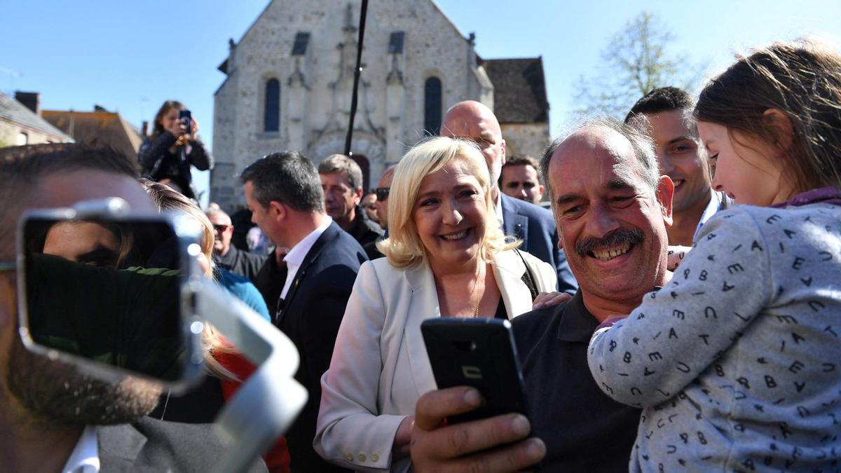 Le Pen, en un acte de campanya