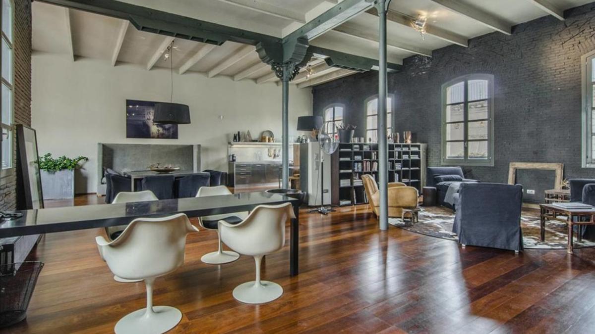 Una antigua fábrica del Born convertida en 'loft' de lujo, a la venta por 2,5 millones de euros