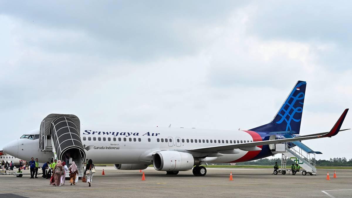 Desaparece en Indonesia un avión con unos 50 pasajeros a bordo