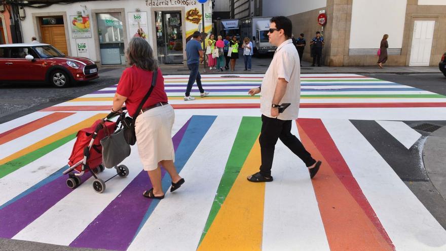 Paso de peatones LGTBI a todo color en A Coruña