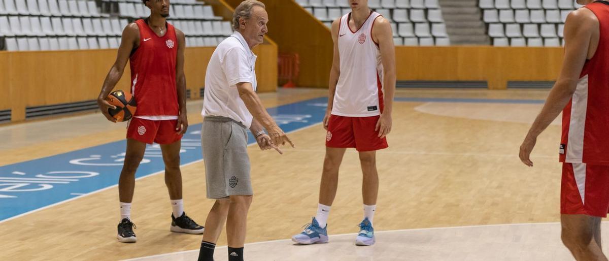 Aíto, presentat com a tècnic del Bàsquet Girona: «Si Marc Gasol entrena bé, hi comptaré»