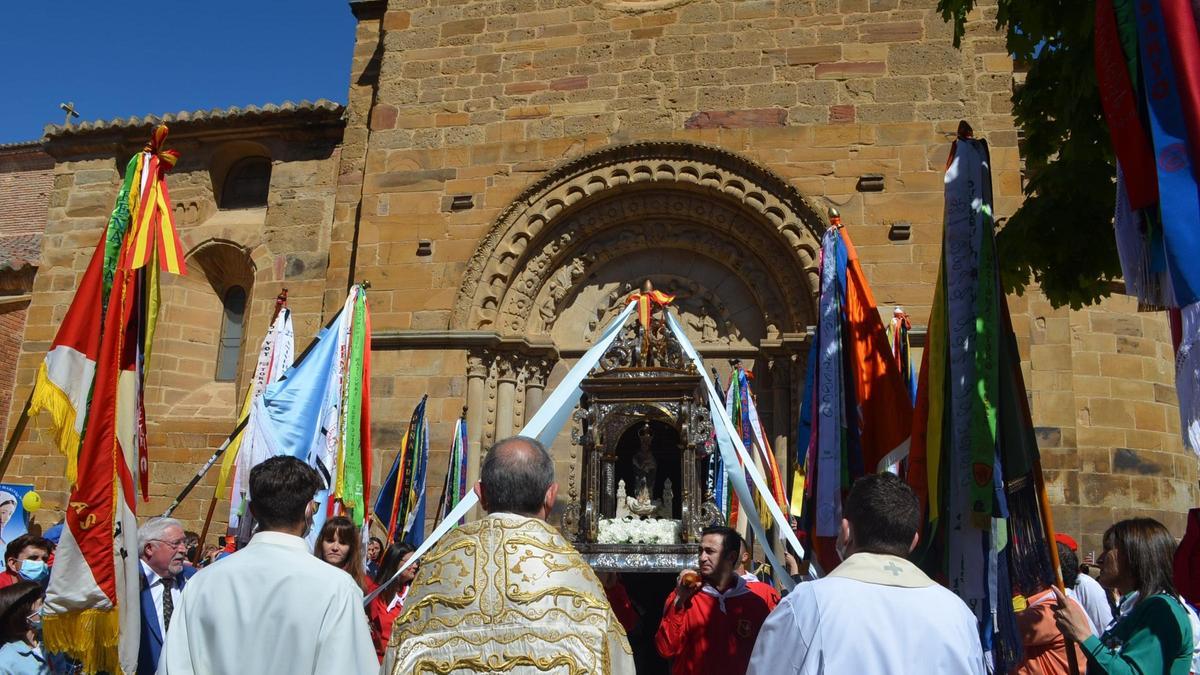 Procesión de la Virgen de la Vega.
