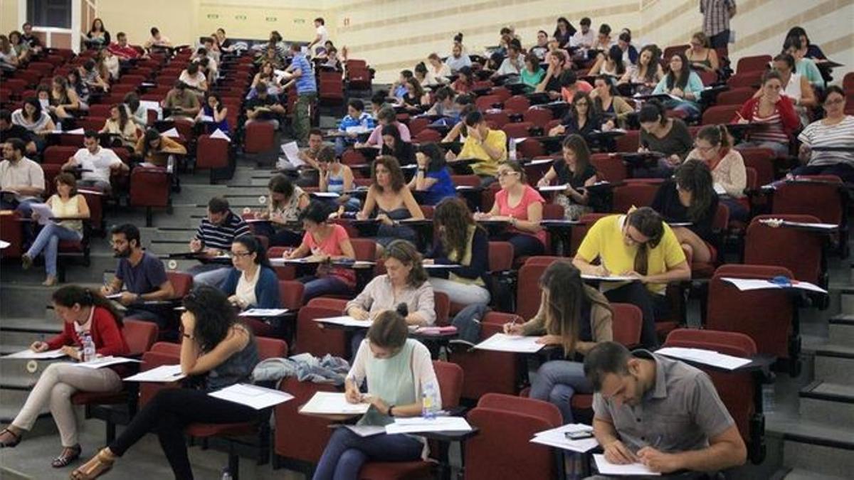 Un examen de unas oposiciones de la Junta de Andalucía en Córdoba.