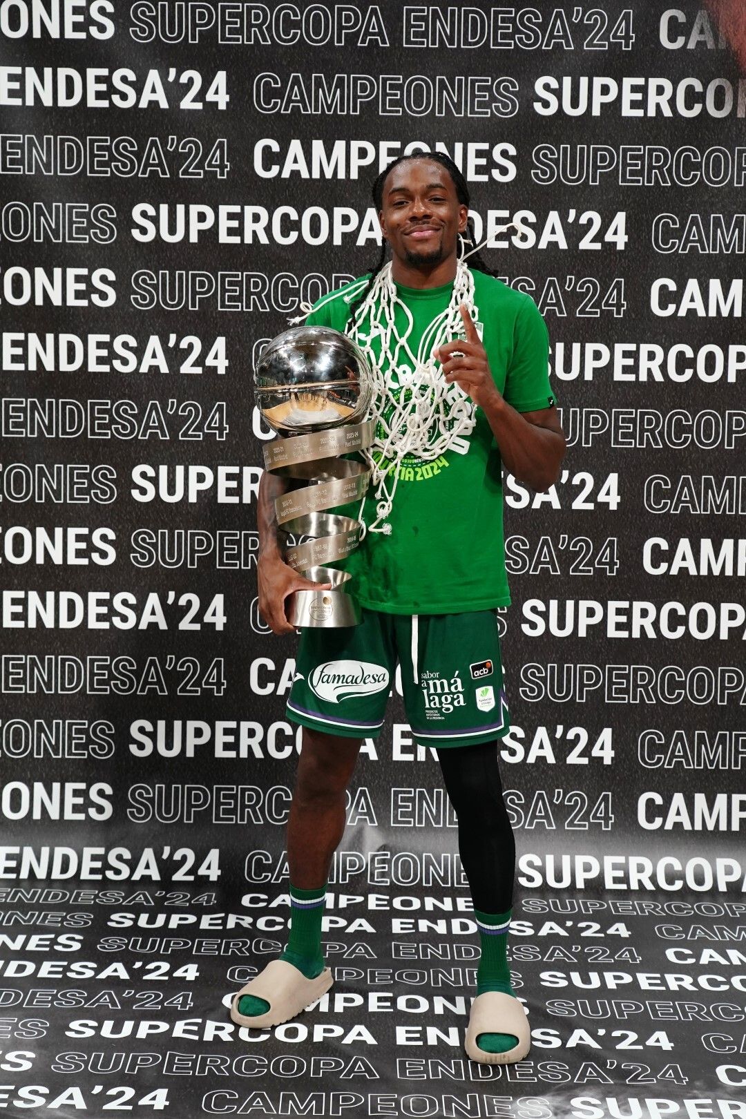 Sesión de fotos al Unicaja como campeón de la Supercopa de España 2024, tras derrotar al Real Madrid