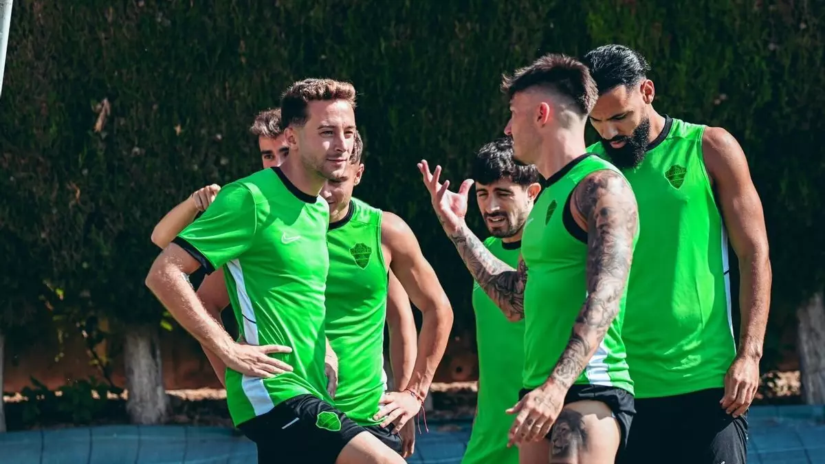 Primera prueba con dos caras nuevas y varias incógnitas en el Elche