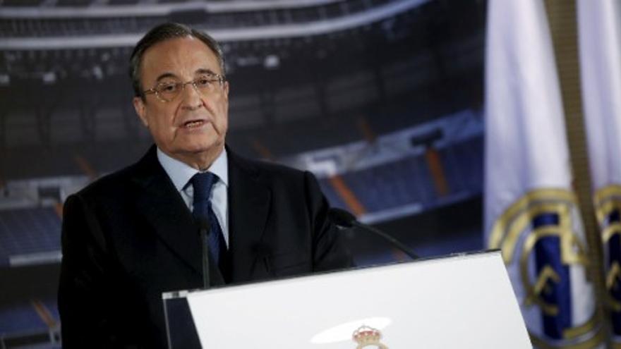 Florentino Pérez anuncia la destitución de Ancelotti