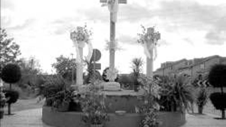 Puebla de Sancho Pérez rescata la festividad de la Cruz de Mayo