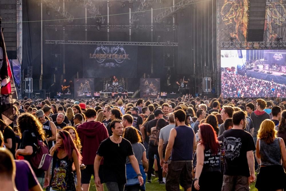 Mojinos Escozíos arrasan en «Leyendas del rock»