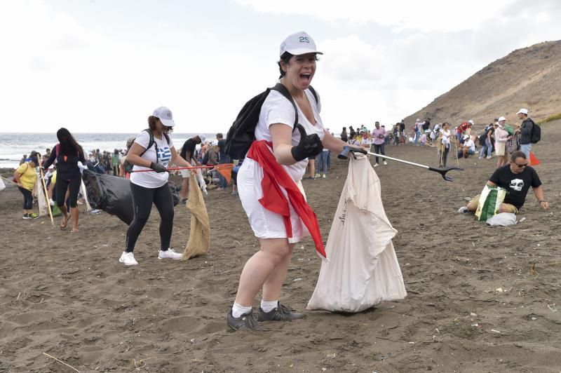 Record Guiness en la limpieza de la playa La Gavio