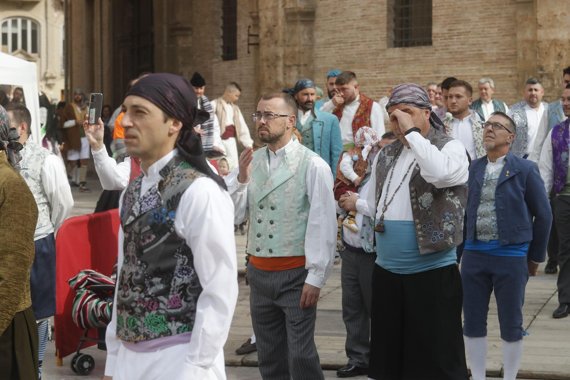 Búscate en el segundo día de ofrenda por la calle de la Paz (entre las 15:30 a las 17:00 horas)