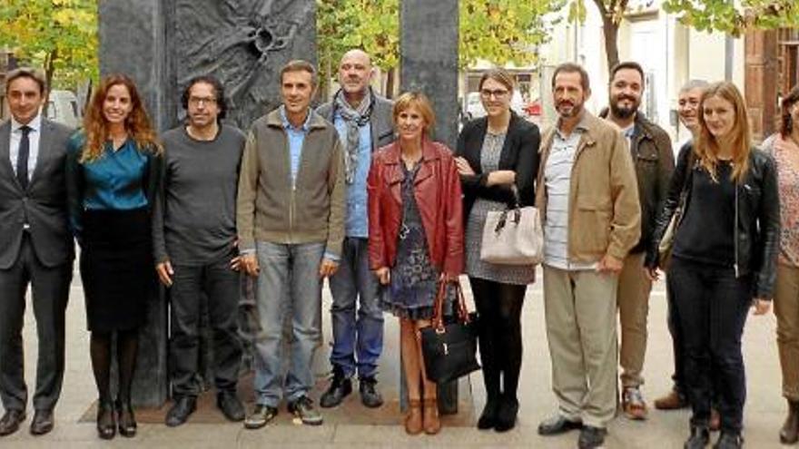 Foto de grup dels impulsors de les primeres Jornades Gastronòmiques del Camí Ignasià, ahir