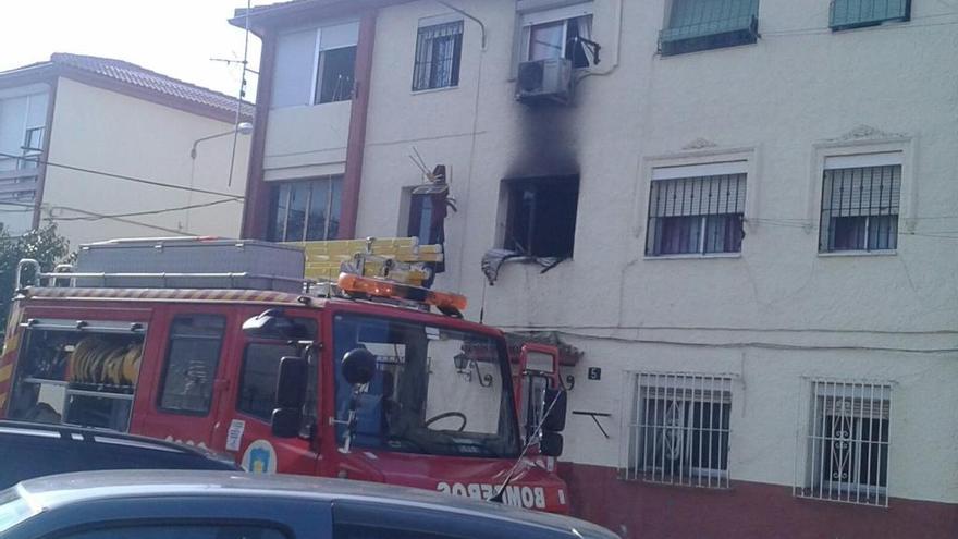 Imagen del incendio que se declaró en Churriana.