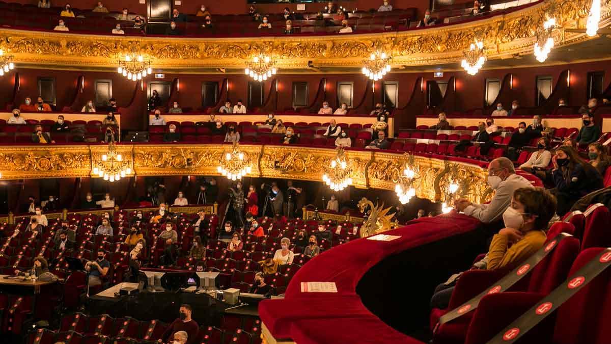 Espectadores en el Liceu, durante un ensayo de La Traviata, en noviembre del 2020