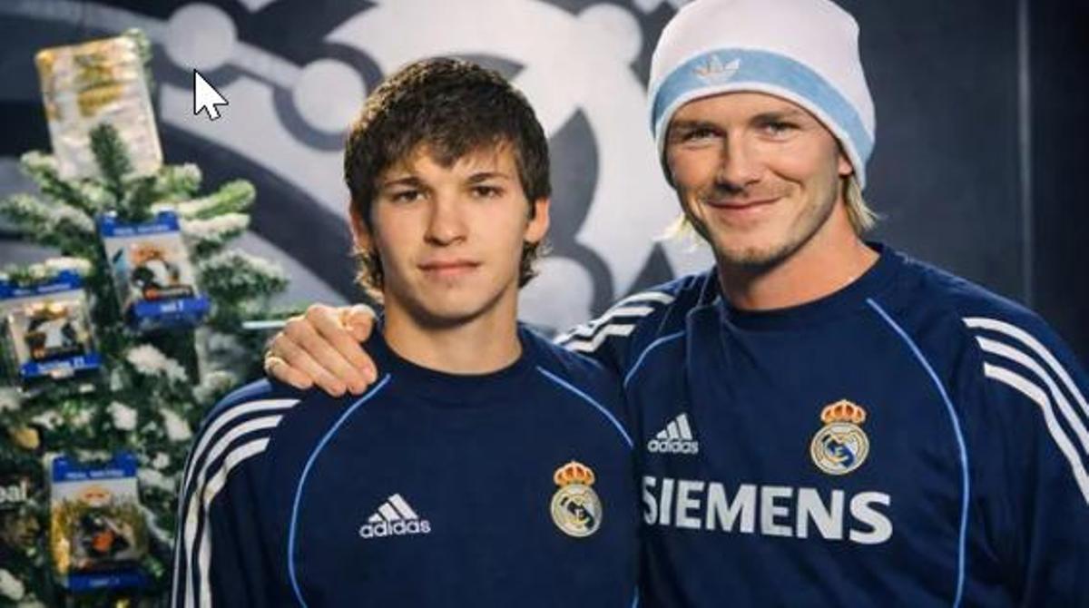 Rafael Carrasco junto a David Beckan en los vestuarios del Real Madrid.