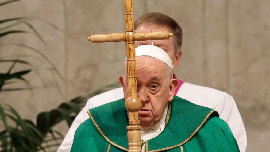 El papa Francisco, ayer, en el Vaticano.  |  // EFE