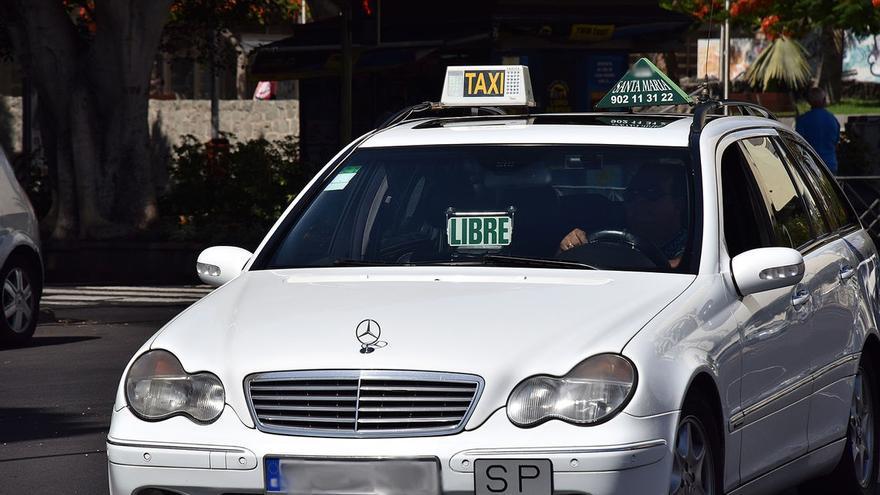 CANARIAS.-Sucesos.- Detenida en La Palma por agredir a un taxista con el bolso