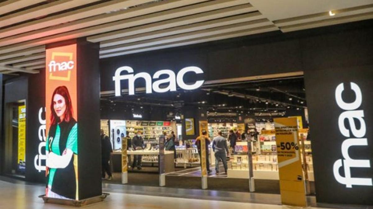 La nueva tienda de la Fnac en el Larios Centro, tras su mudanza desde el Málaga Plaza