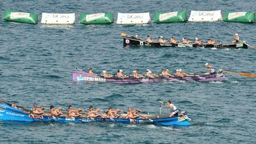 La Liga de traineras llega a Málaga