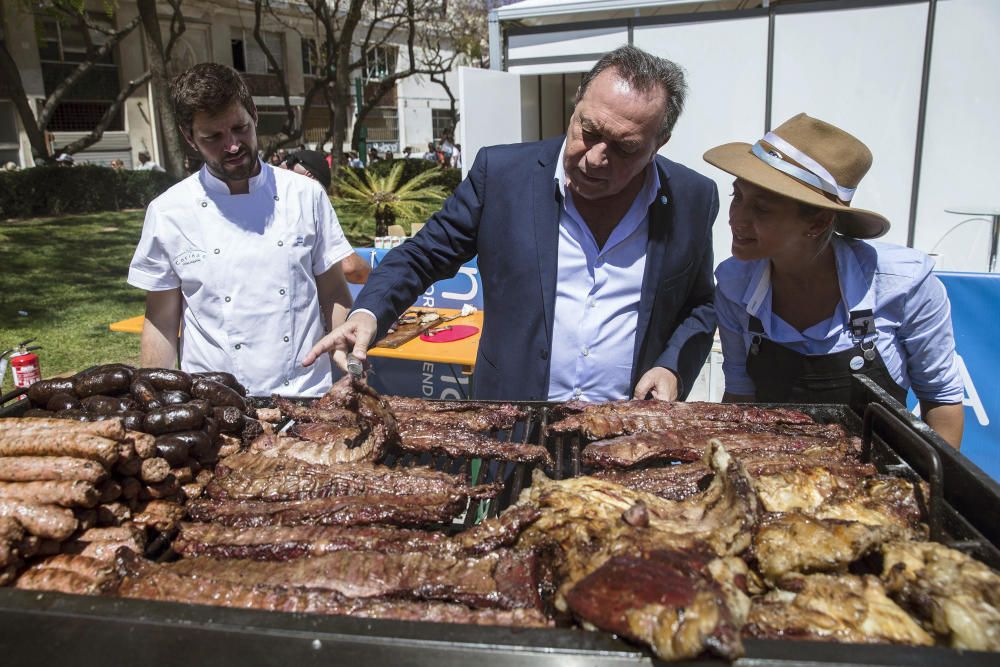 EL MINISTRO DE TURISMO DE ARGENTINA, GUSTAVO ...