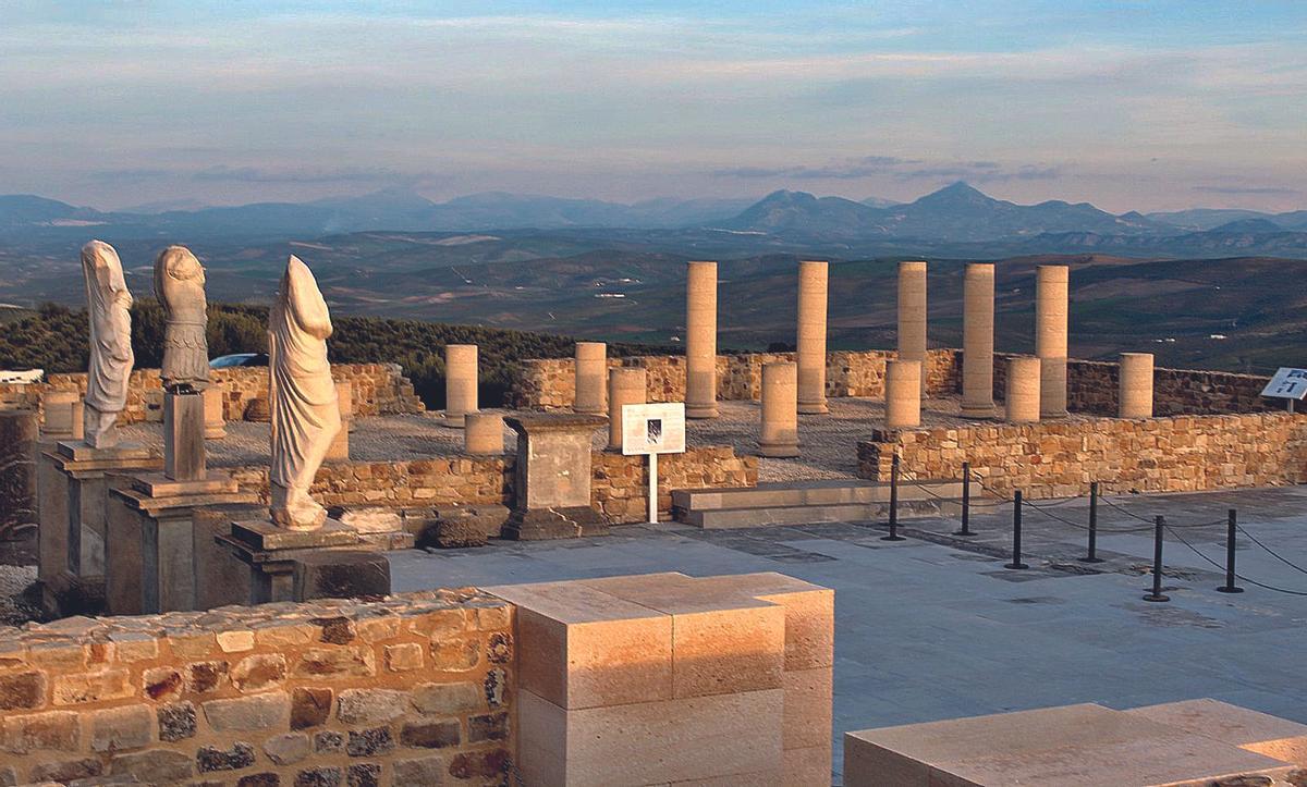 Foro romano del yacimiento de Torreparedones, cuya recuperación ha impulsado el municipio de Baena.