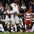Resumen, goles y highlights del Sevilla 3 - 0 Granada de la jornada 34 de LaLiga EA Sports
