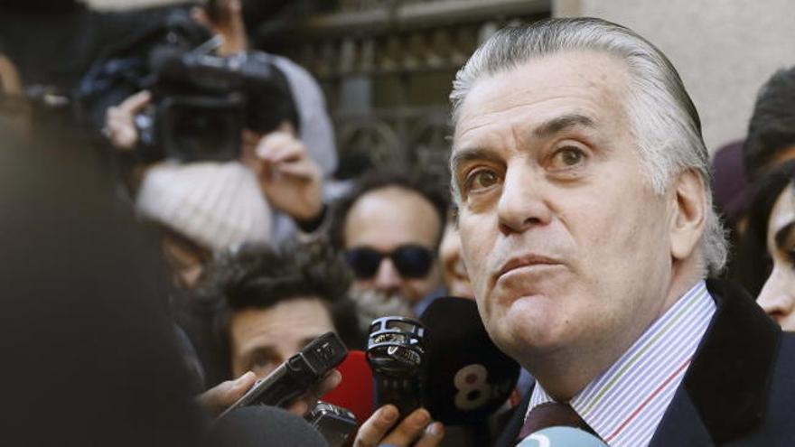 Bárcenas se retira como acusación contra el PP