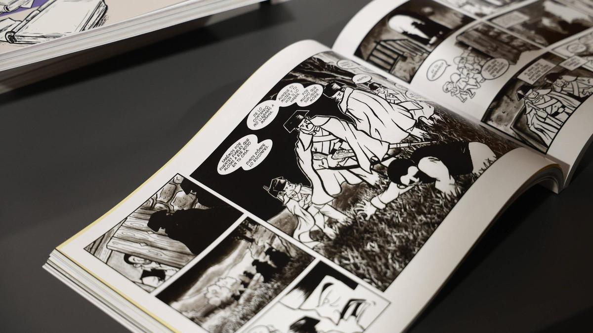 Presentación de ‘Lecciones robadas, el cómic' en Cáceres, que une a abuelos y nietos a través de la memoria histórica