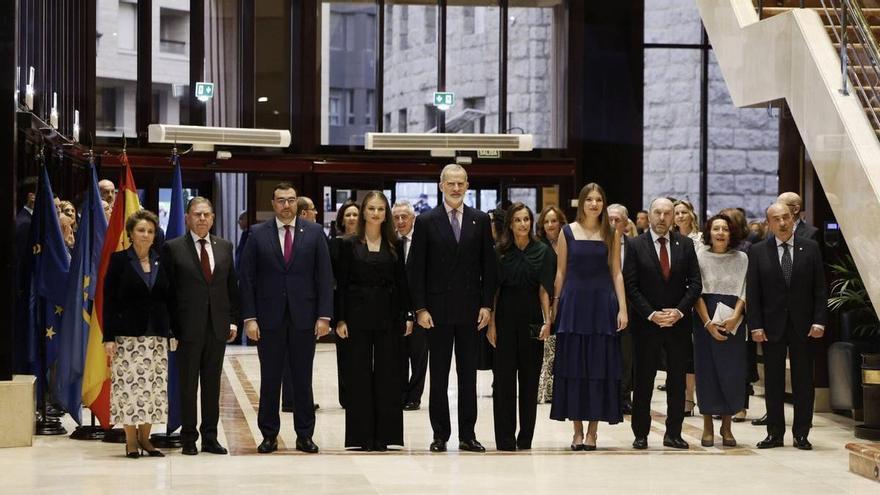 Una monumental alabanza corona la llegada de la Familia Real a Asturias en el concierto de los premios "Princesa"