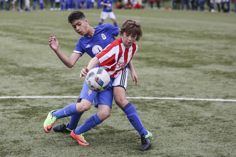 El alevín del Sporting se lleva el título