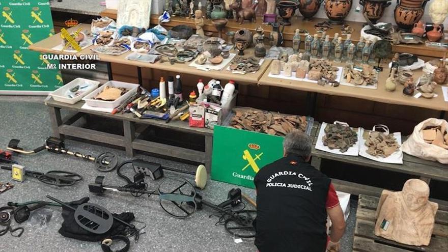 Tres detenidos por expoliar miles de piezas arqueológicas