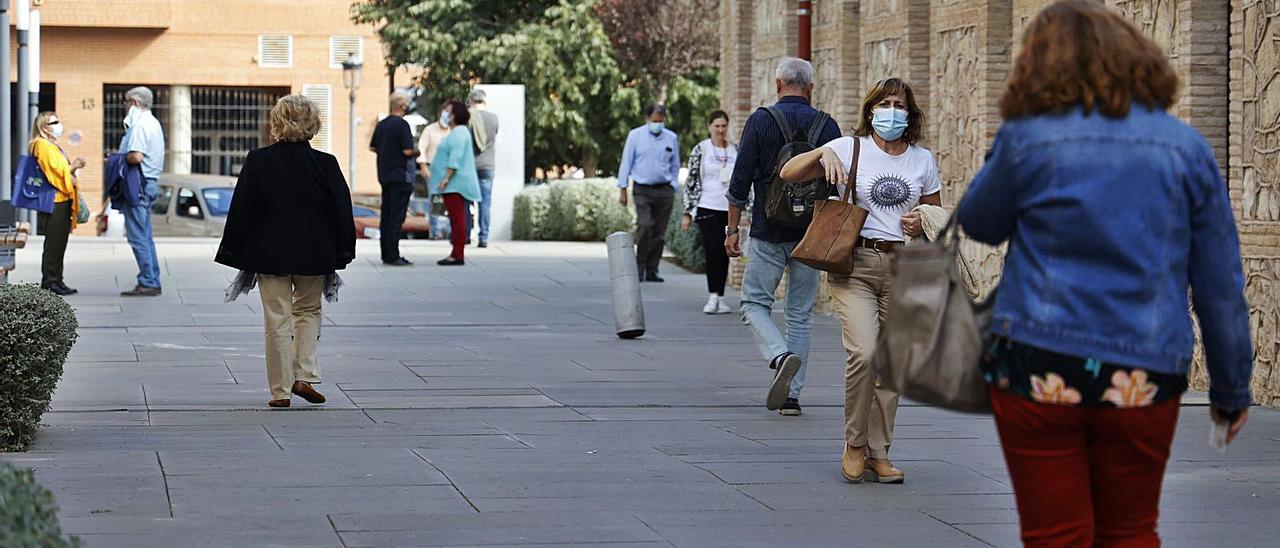 Exterior ayer del complejo administrativo 9 d’Octubre, en València. | GERMÁN CABALLERO