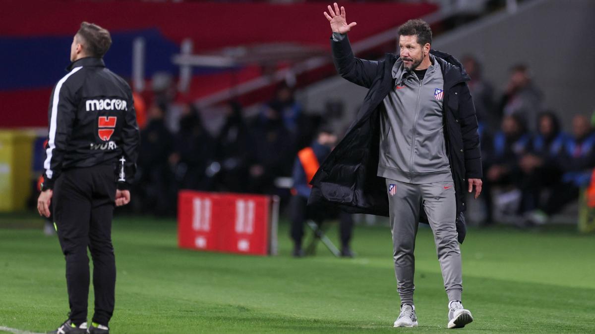 Simeone, durante el duelo de Copa del Rey contra el Barça