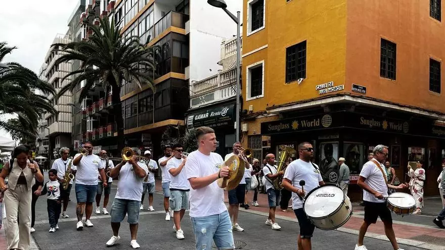 Pasacalles en Santa Catalina