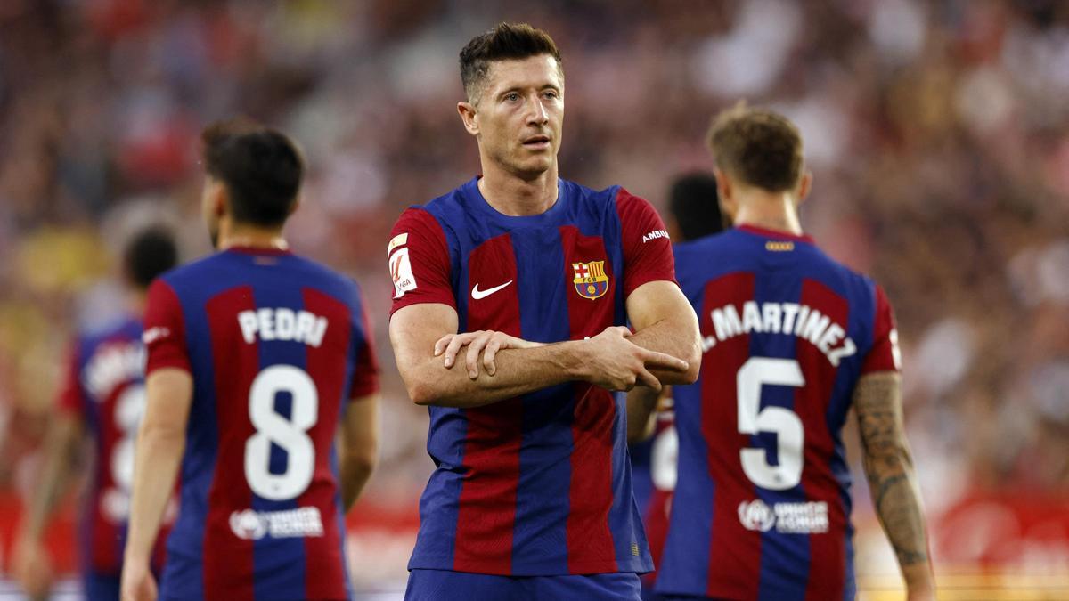 Lewandowski celebra el 0-1 al Sevilla en el Sánchez Pizjuán.