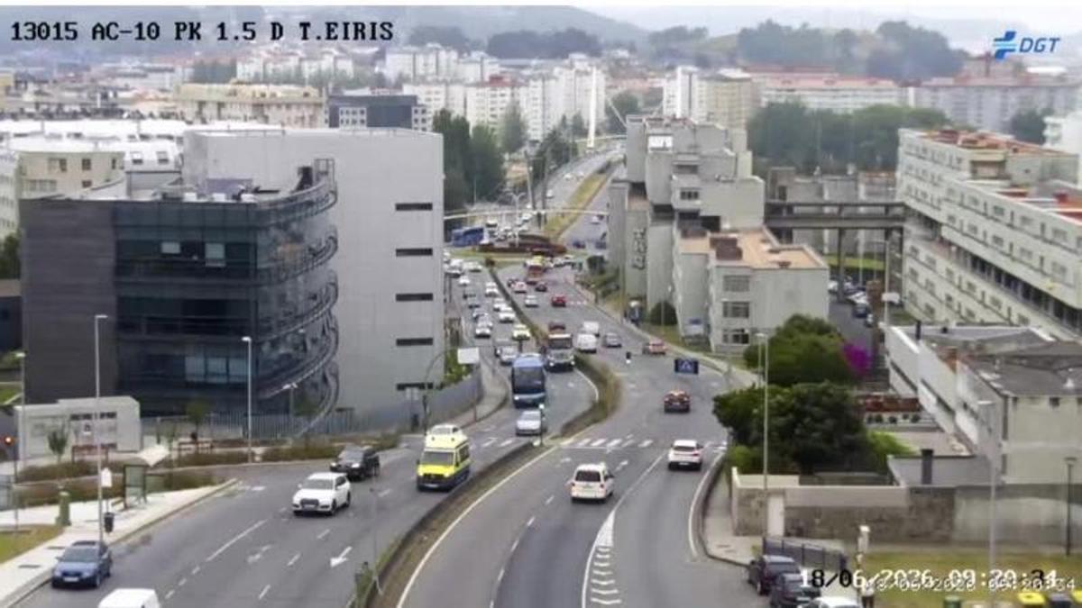 Cámaras DGT en el acceso a la rotonda de Matogrande.