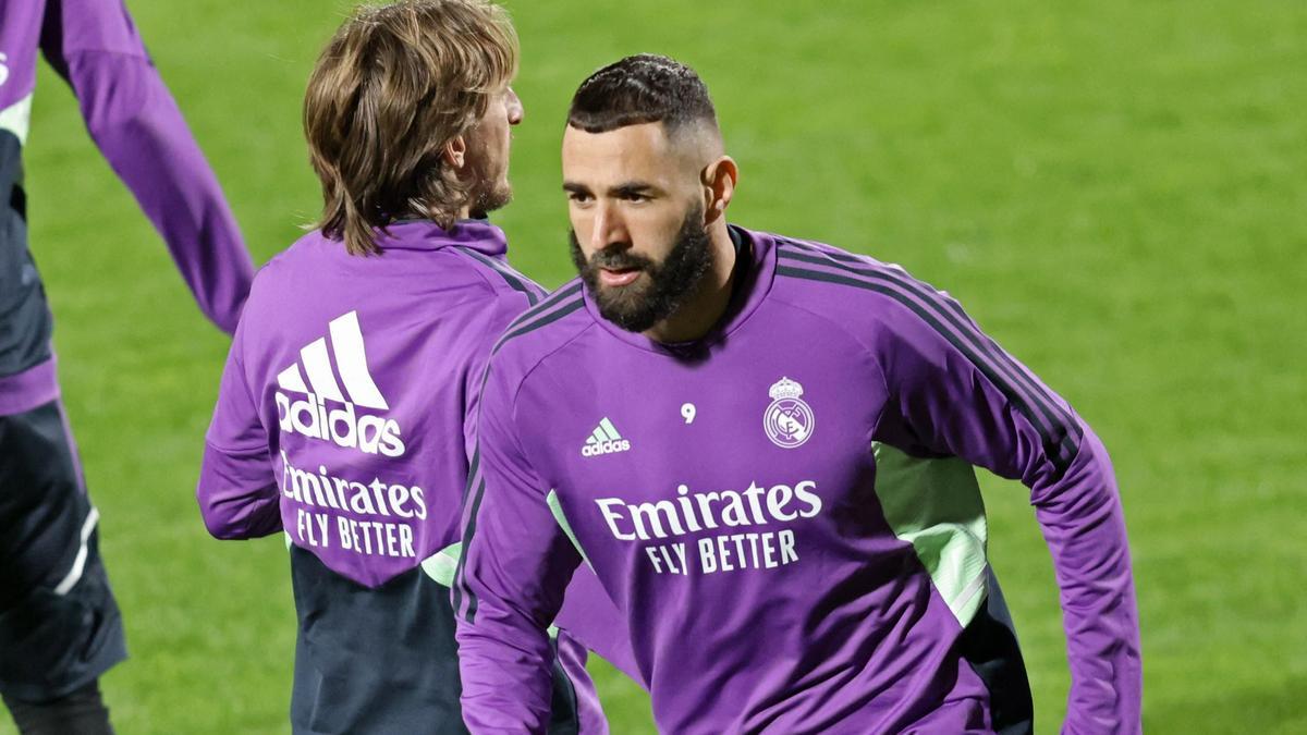 Karim Benzema y Luka Modric, en un entrenamiento del Real Madrid.