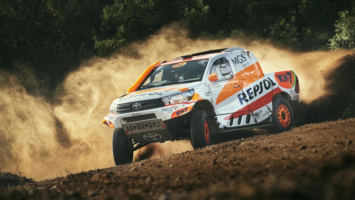 El Toyota Hilux amb el que Esteve disputarà el Dakar