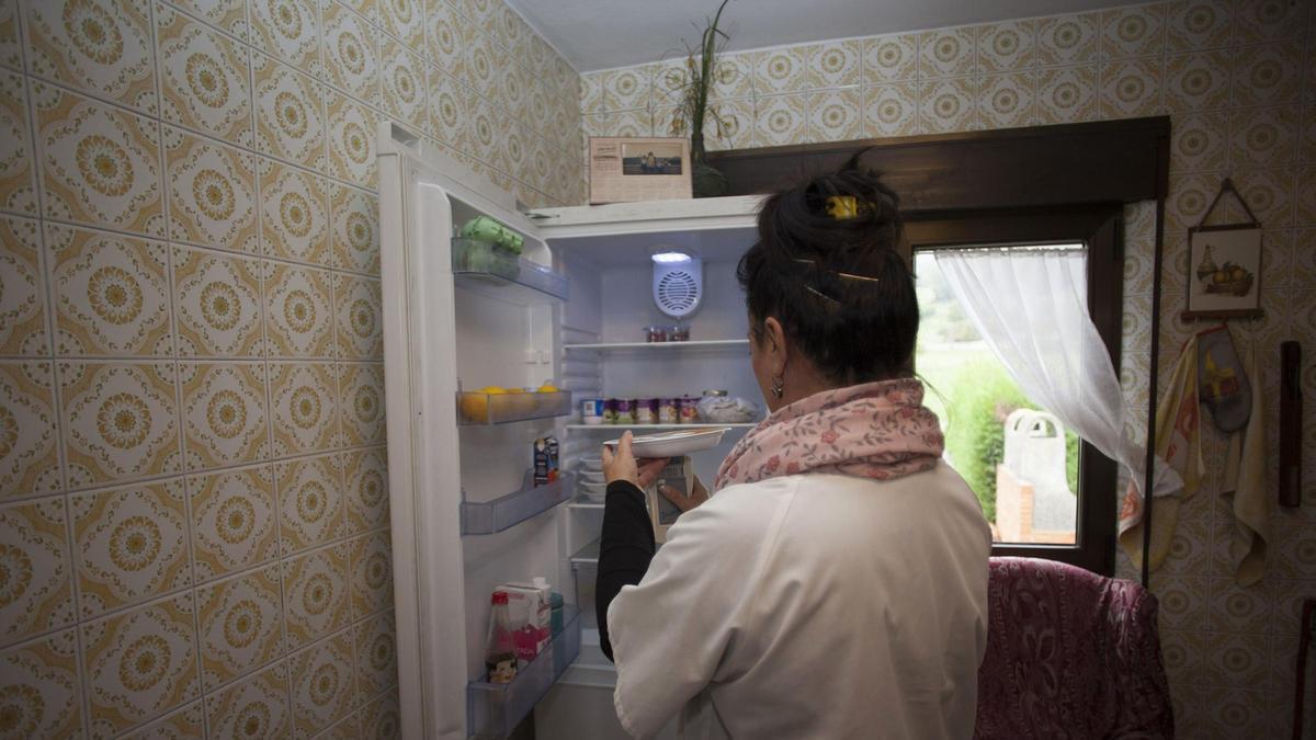 Una trabajadora de la Mancomunidad, en una imagen de archivo