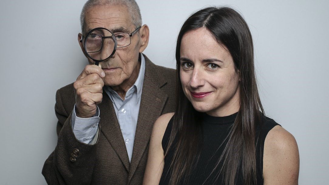 Sergio Chamy y Maite Alberdi, protagonista y directora de 'El agente topo'.