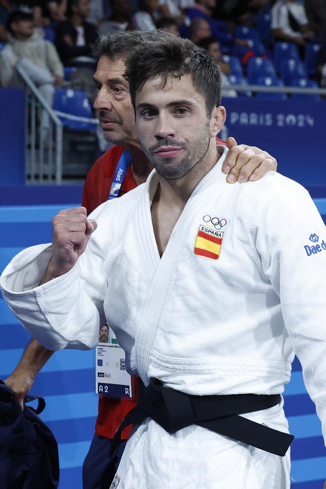 El judoca español Francisco Garrigós durante su participación en la categoría masculina -60 kilos de los Juegos Olímpicos de París 2024 disputado este sábado en París. 