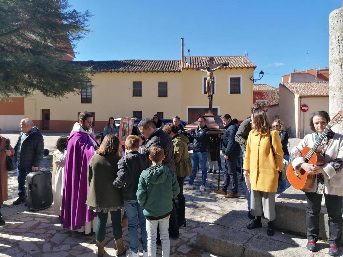 GALERÍA | Toro revive el Vía Crucis de las Familias