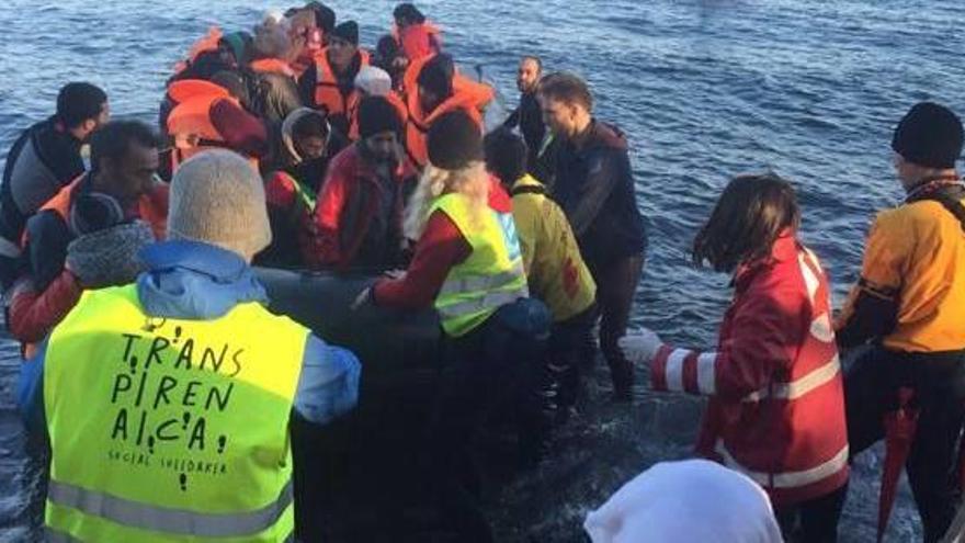 Imatge d&#039;arxiu de refugiats sirians en la seva arribada a l&#039;illa de Lesbos