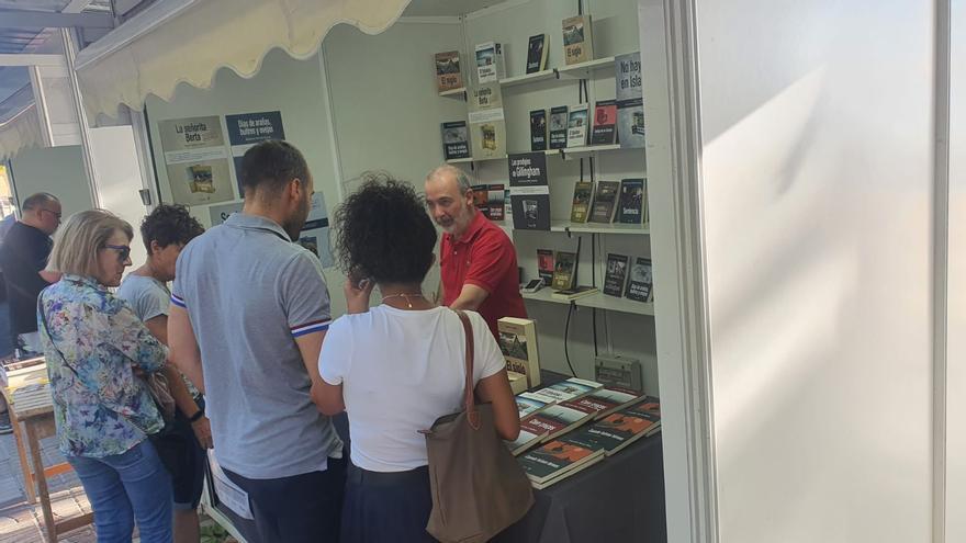 La XXIV Feria del Libro de Benavente cautiva a lectores y visitantes