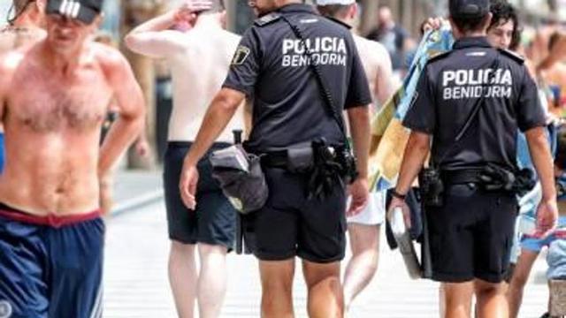 Las bases para los agentes interinos de playas incluyen pruebas psicotécnicas