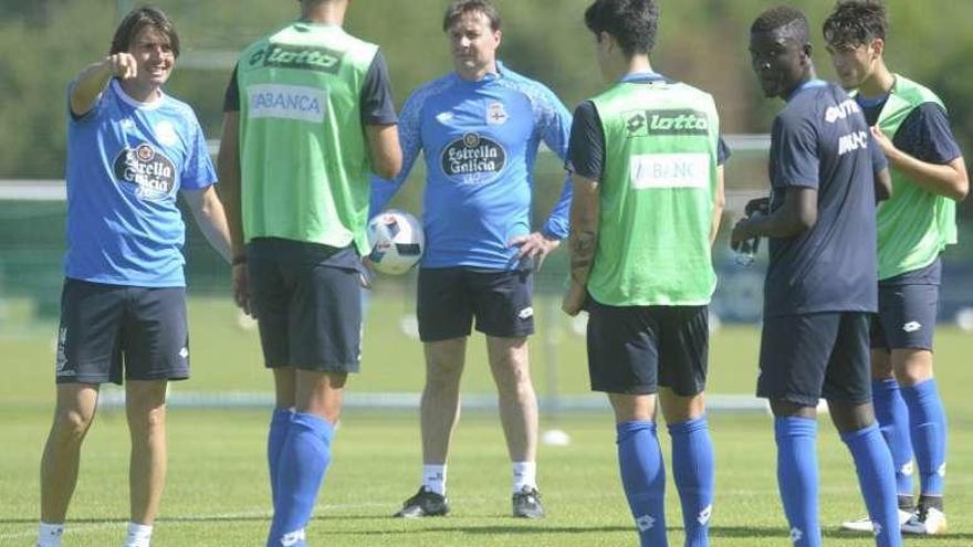 El Fabril, durante su entrenamiento de ayer en Abegondo.